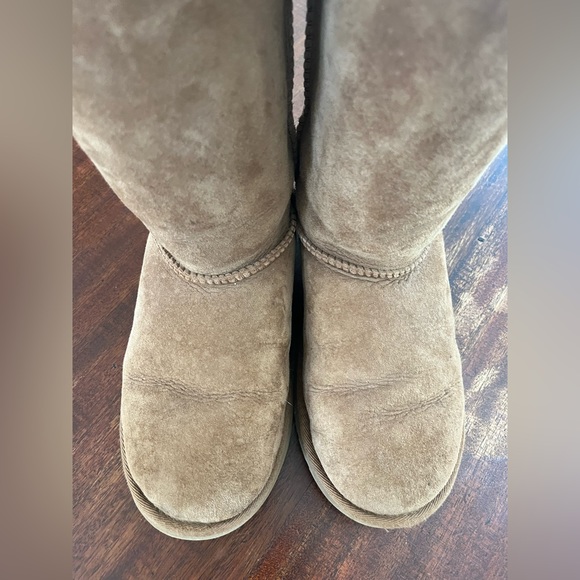 Ugg Bailey Button Triplet Boot- chestnut brown sz 6 - Picture 6 of 6